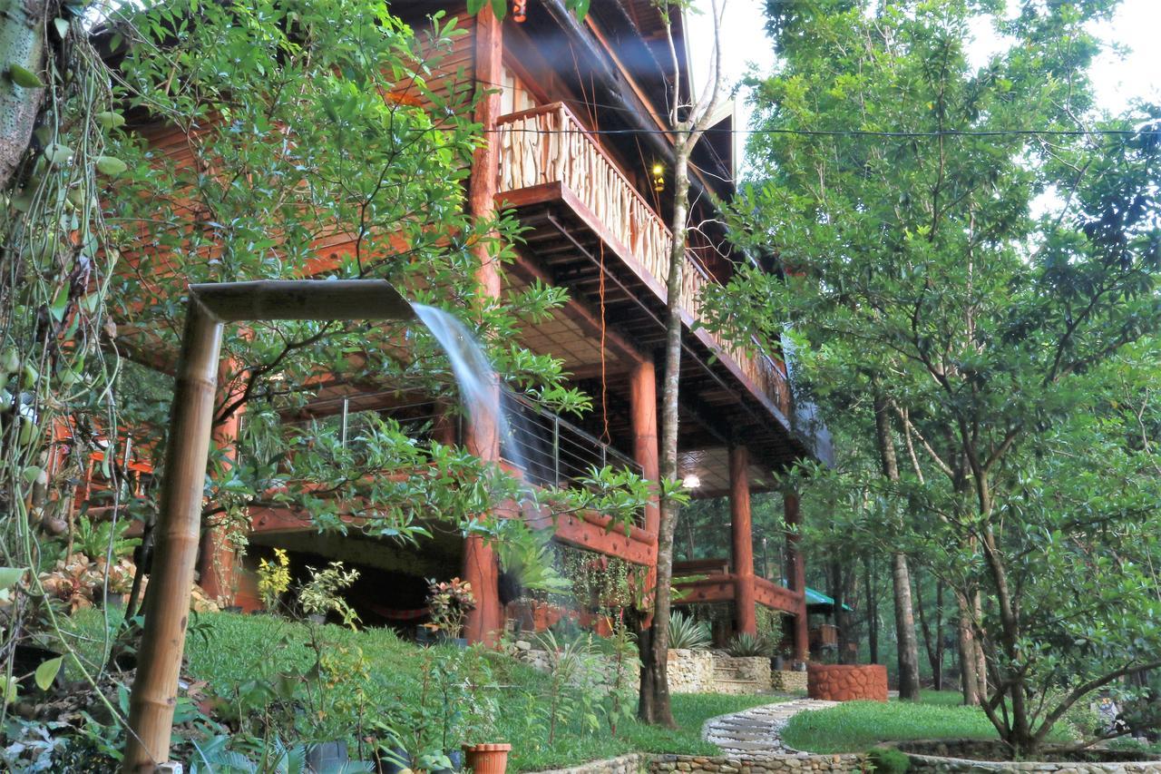 El Cielo Riverfront Villas Pandan Екстериор снимка